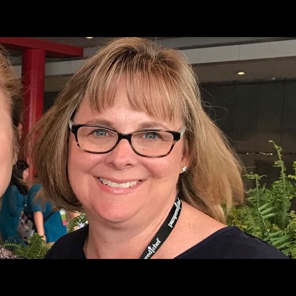 Meet your Posher, Kristyn - Picture 1 of 1